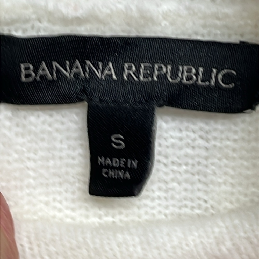 Banana Republic Wool Cow Neck Sweater - Picture 4 of 7